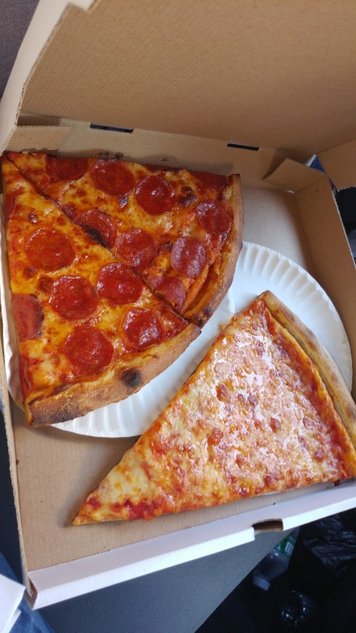 Muzzarella Pizza in New York City, New York, United States - #1 Photo of Restaurant, Food, Point of interest, Establishment