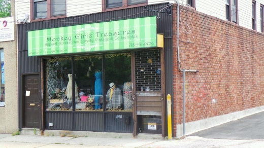 Monkey Girlz Inc in Staten Island City, New York, United States - #1 Photo of Point of interest, Establishment, Store, Clothing store