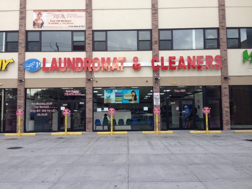 Photo by Julio Cuatlacuatl for Super V Laundry & Dry Cleaning