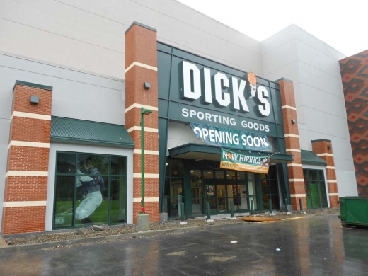 Dick's Sporting Goods in Yonkers City, New York, United States - #1 Photo of Point of interest, Establishment, Store, Clothing store, Shoe store