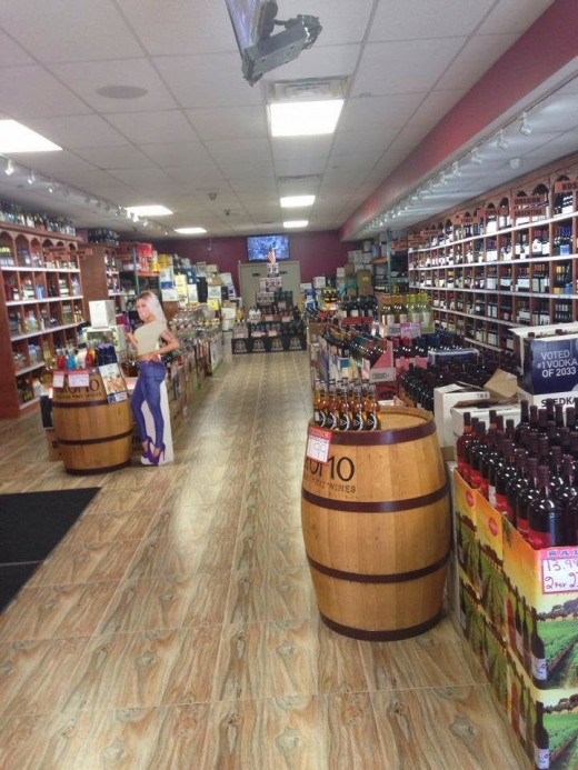 United Wine & Liquor Market Inc in Queens City, New York, United States - #3 Photo of Point of interest, Establishment, Store, Liquor store
