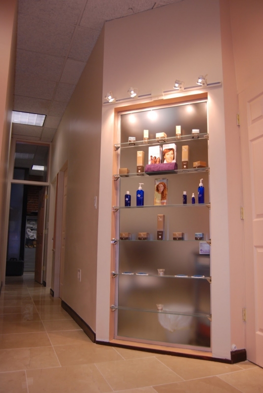 Edgewater Cosmetic & Laser Center - Dr TG Khan in Edgewater City, New Jersey, United States - #2 Photo of Point of interest, Establishment, Health, Hospital, Doctor, Spa, Beauty salon, Hair care