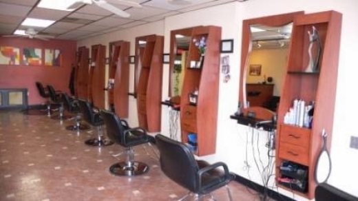 Headquarters Haircutters in Colonia City, New Jersey, United States - #2 Photo of Point of interest, Establishment, Health, Beauty salon, Hair care