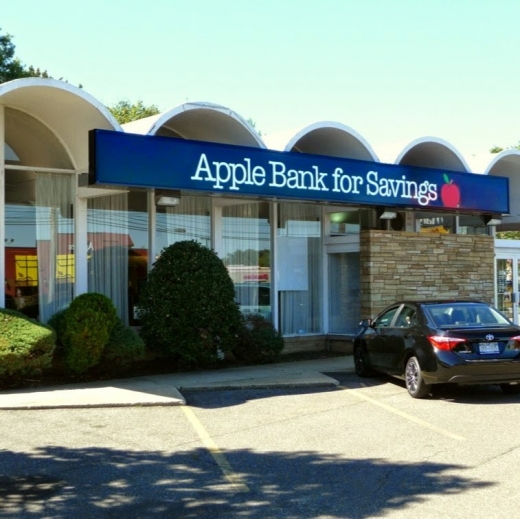 Apple Bank in Elmont City, New York, United States - #1 Photo of Point of interest, Establishment, Finance, Bank