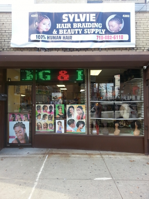 SYLVIE HAIR BRAIDING AND BEAUTY SUPPLY in Bronx City, New York, United States - #1 Photo of Point of interest, Establishment, Store