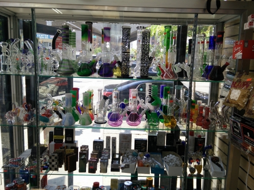 Photo by <br />
<b>Notice</b>:  Undefined index: user in <b>/home/www/activeuser/data/www/vaplace.com/core/views/default/photos.php</b> on line <b>128</b><br />
. Picture for Sky Smokes and Electronics in Queens City, New York, United States - Food, Point of interest, Establishment, Store, Convenience store