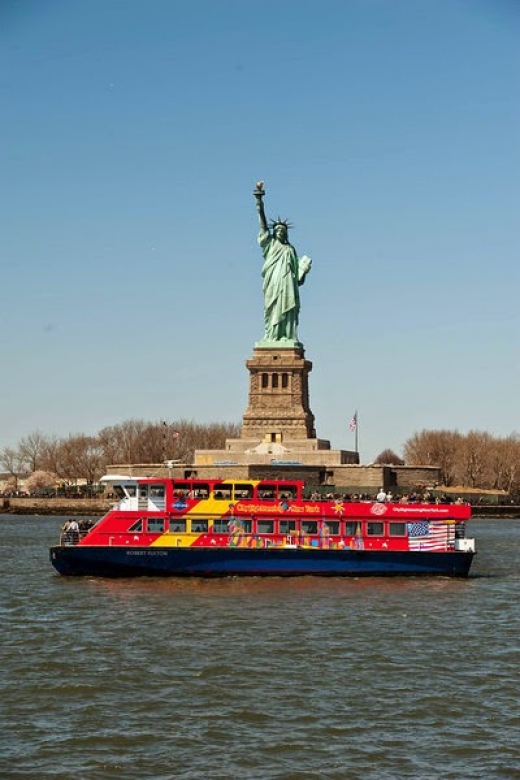 Photo by <br />
<b>Notice</b>:  Undefined index: user in <b>/home/www/activeuser/data/www/vaplace.com/core/views/default/photos.php</b> on line <b>128</b><br />
. Picture for City Sightseeing New York in New York City, New York, United States - Point of interest, Establishment, Travel agency