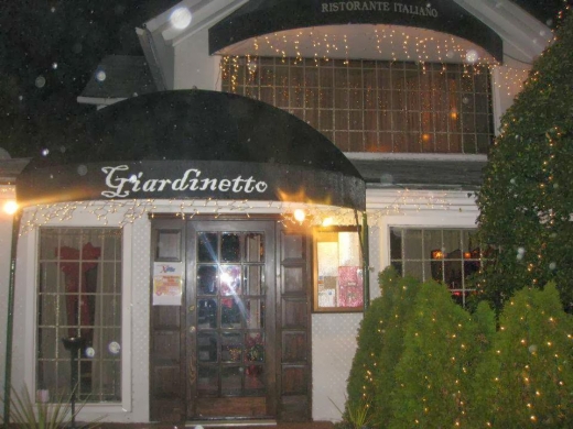 Giardinetto Ristorante Italiano in Inwood City, New York, United States - #1 Photo of Restaurant, Food, Point of interest, Establishment