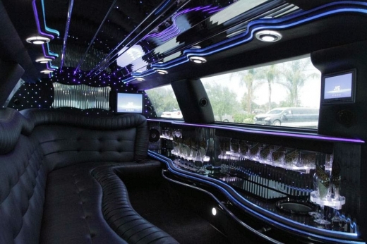 Ultimate Party Bus & Limo in Wayne City, New Jersey, United States - #2 Photo of Point of interest, Establishment