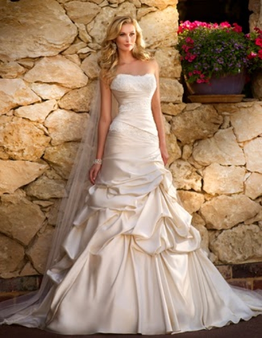 Photo by <br />
<b>Notice</b>:  Undefined index: user in <b>/home/www/activeuser/data/www/vaplace.com/core/views/default/photos.php</b> on line <b>128</b><br />
. Picture for E & J Bridal Boutique in Kearny City, New Jersey, United States - Point of interest, Establishment, Store, Clothing store