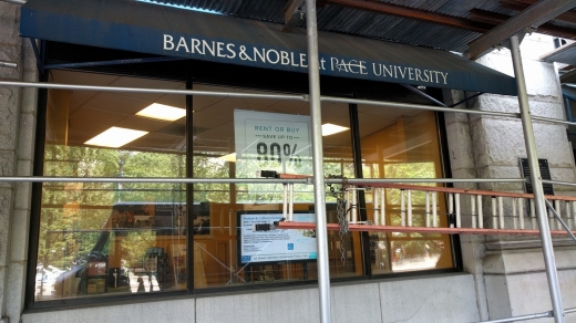 Photo by Tewfik B. for Barnes & Noble at Pace University