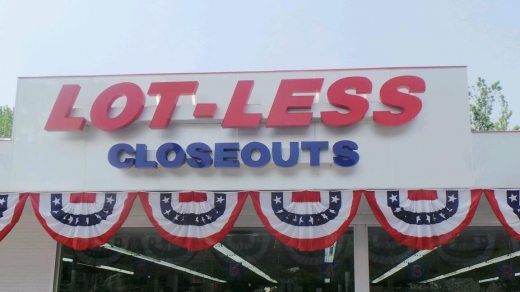 Lot-less Closeouts in Staten Island City, New York, United States - #2 Photo of Point of interest, Establishment, Store