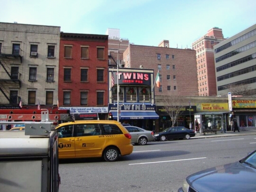Twins Pub in New York City, New York, United States - #2 Photo of Restaurant, Food, Point of interest, Establishment, Bar
