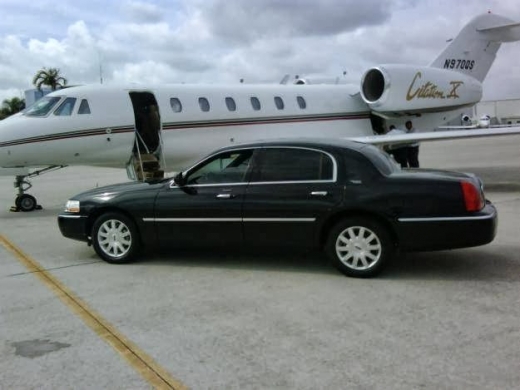 Photo by Mbm limo car & taxi service for Mbm limo car & taxi service