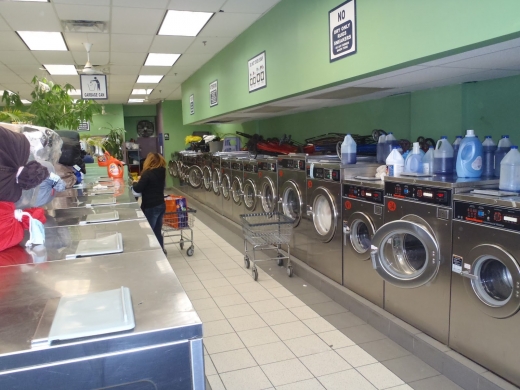 Photo by <br />
<b>Notice</b>:  Undefined index: user in <b>/home/www/activeuser/data/www/vaplace.com/core/views/default/photos.php</b> on line <b>128</b><br />
. Picture for Ultra Laundromat in Bronx City, New York, United States - Point of interest, Establishment, Laundry