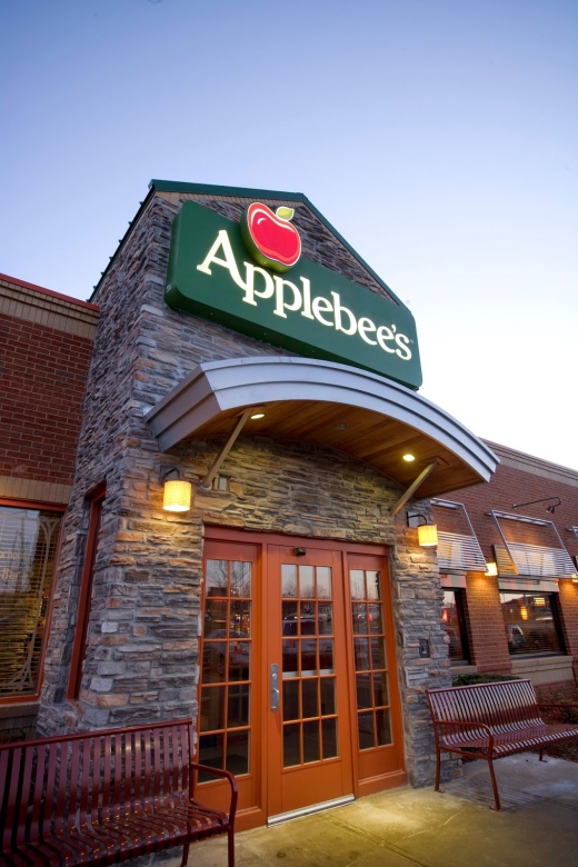 Applebee's in New York City, New York, United States - #3 Photo of Restaurant, Food, Point of interest, Establishment, Bar