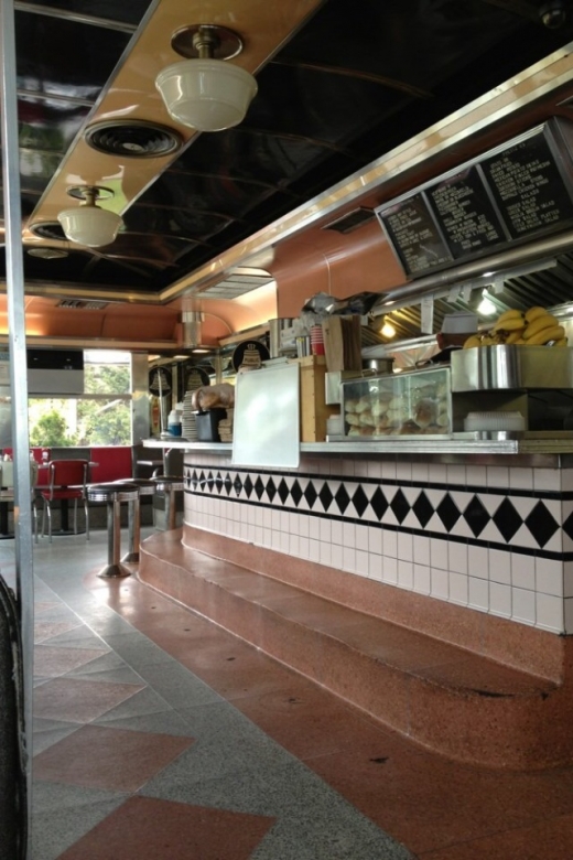 Jackson Hole in Jackson Heights City, New York, United States - #2 Photo of Restaurant, Food, Point of interest, Establishment