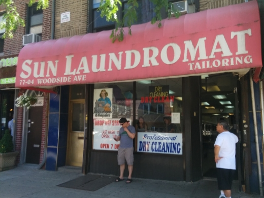 Photo by Ko Poo for SUN LAUNDROMAT TAILORING
