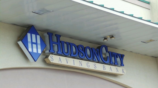 Hudson City Savings Bank in Staten Island City, New York, United States - #2 Photo of Point of interest, Establishment, Finance, Atm, Bank
