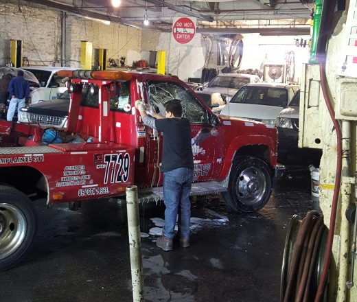 Photo by <br />
<b>Notice</b>:  Undefined index: user in <b>/home/www/activeuser/data/www/vaplace.com/core/views/default/photos.php</b> on line <b>128</b><br />
. Picture for D & M Towing Corporation in Bronx City, New York, United States - Point of interest, Establishment, Car repair