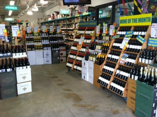 Middletown Bottle King, Inc. in Middletown City, New Jersey, United States - #3 Photo of Food, Point of interest, Establishment, Store, Liquor store