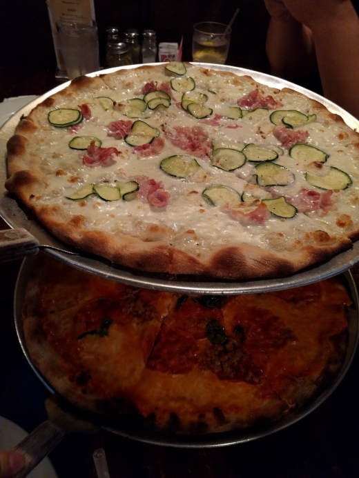 Pizzeria Giove in Staten Island City, New York, United States - #4 Photo of Restaurant, Food, Point of interest, Establishment