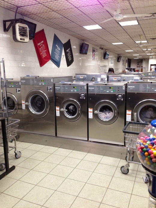 Fresh Scent Laundromat in Queens City, New York, United States - #2 Photo of Point of interest, Establishment, Laundry