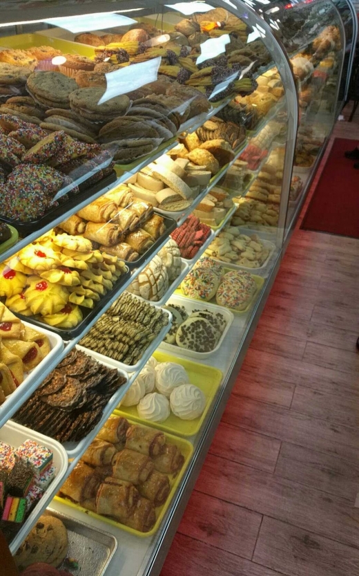 Capri Cakes in Bronx City, New York, United States - #3 Photo of Food, Point of interest, Establishment, Store, Bakery