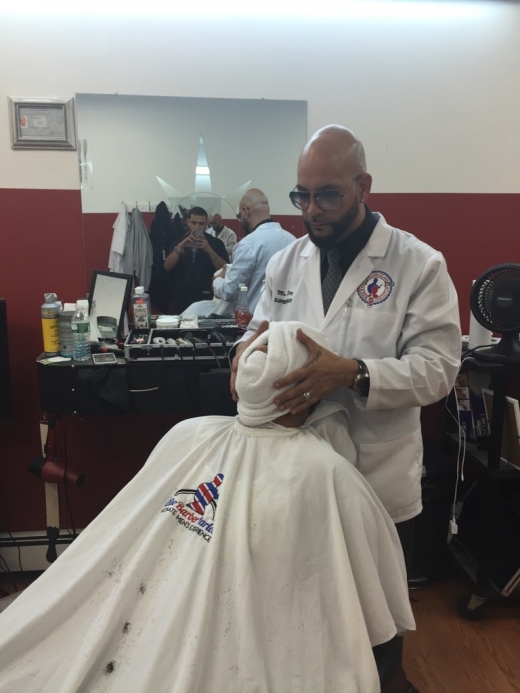 Elite Barber Parlor in Elmont City, New York, United States - #4 Photo of Point of interest, Establishment, Health, Beauty salon, Hair care