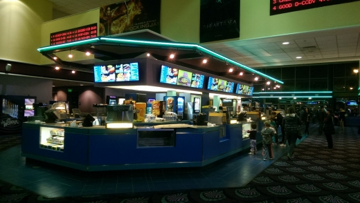 Edgewater Multiplex Cinemas in Edgewater City, New Jersey, United States - #1 Photo of Point of interest, Establishment, Movie theater