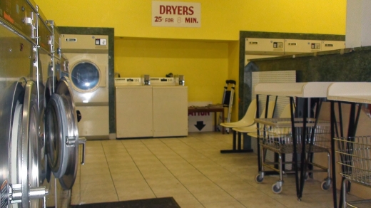 Hollywood Laundromat in Hillside City, New Jersey, United States - #4 Photo of Point of interest, Establishment, Laundry