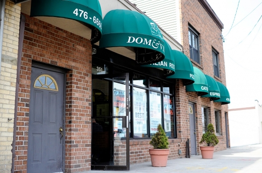 Dom & Vinnies Pizzeria in Yonkers City, New York, United States - #2 Photo of Restaurant, Food, Point of interest, Establishment