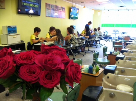 Photo by <br />
<b>Notice</b>:  Undefined index: user in <b>/home/www/activeuser/data/www/vaplace.com/core/views/default/photos.php</b> on line <b>128</b><br />
. Picture for Candis Nail & Spa in Scarsdale City, New York, United States - Point of interest, Establishment, Spa, Beauty salon, Hair care