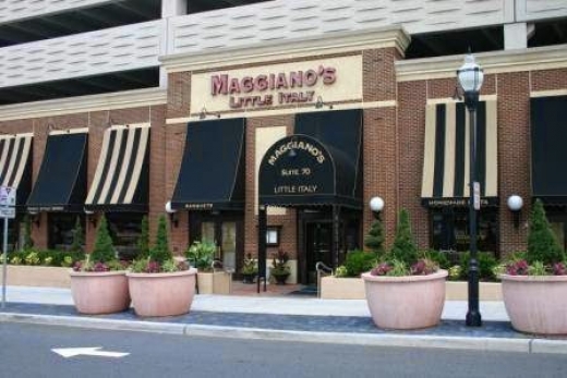 Maggiano's Little Italy in Hackensack City, New Jersey, United States - #1 Photo of Restaurant, Food, Point of interest, Establishment, Meal takeaway, Meal delivery, Bar