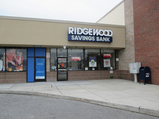 Ridgewood Savings Bank in Bronx City, New York, United States - #1 Photo of Point of interest, Establishment, Finance, Atm, Bank