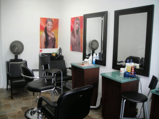 LISA STATEN ISLAND BEAUTY SALON in Staten Island City, New York, United States - #2 Photo of Point of interest, Establishment, Beauty salon