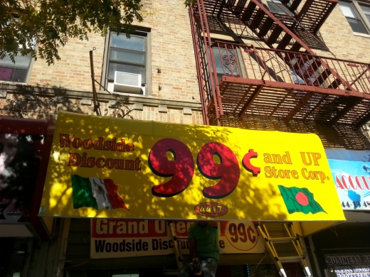 Photo by M Angel Mendoza for Woodside Discount Store