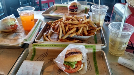 Photo by <br />
<b>Notice</b>:  Undefined index: user in <b>/home/www/activeuser/data/www/vaplace.com/core/views/default/photos.php</b> on line <b>128</b><br />
. Picture for BURGERFI in Uniondale City, New York, United States - Restaurant, Food, Point of interest, Establishment, Store, Bar