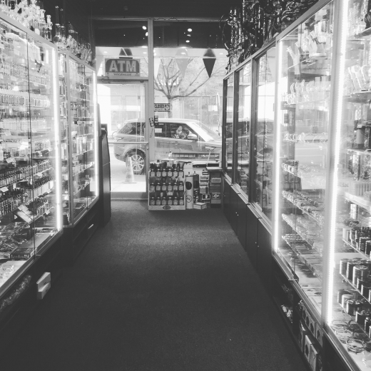 Cigar N Vape in New York City, New York, United States - #3 Photo of Point of interest, Establishment, Store