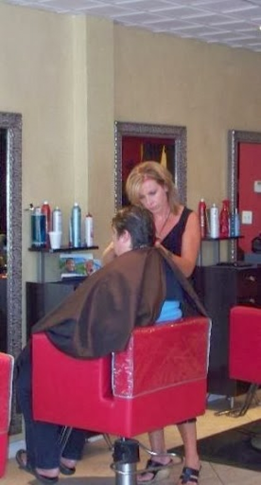 Salon Delian in Tuckahoe City, New York, United States - #3 Photo of Point of interest, Establishment, Beauty salon, Hair care