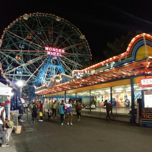 Deno's Wonder Wheel Amusement Park in Brooklyn City, New York, United States - #2 Photo of Point of interest, Establishment, Amusement park