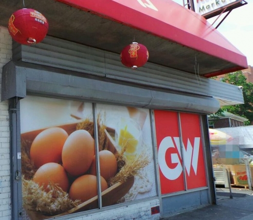 Photo by Walkereighteen NYC for GreatWall Supermarket