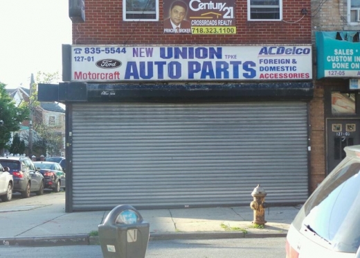 Photo by Walkereight NYC for Union Auto Parts
