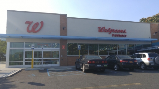 Photo by <br />
<b>Notice</b>:  Undefined index: user in <b>/home/www/activeuser/data/www/vaplace.com/core/views/default/photos.php</b> on line <b>128</b><br />
. Picture for Walgreens in Kings County City, New York, United States - Food, Point of interest, Establishment, Store, Health, Convenience store, Home goods store, Clothing store, Electronics store