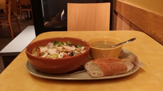 Panera Bread in Long Island City, New York, United States - #1 Photo of Restaurant, Food, Point of interest, Establishment, Store, Meal takeaway, Cafe, Bakery