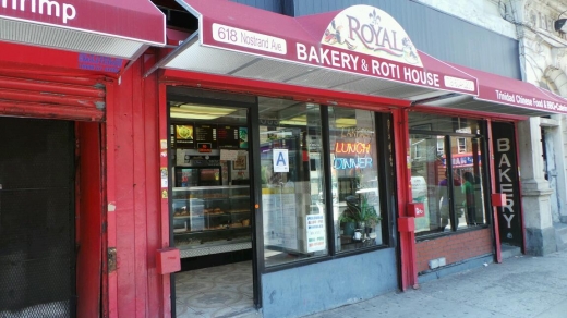 Photo by Walkersix NYC for Royal Bakery