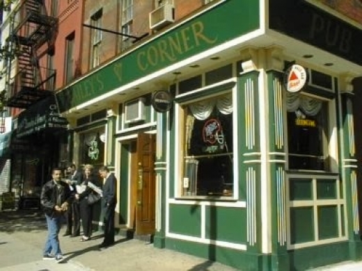 Baileys Pub in New York City, New York, United States - #1 Photo of Point of interest, Establishment, Bar