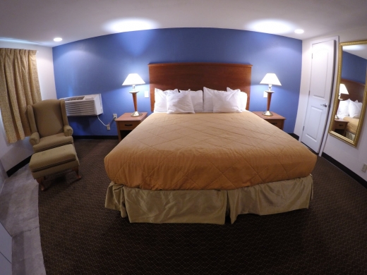 Airport Hotel Inn & Suites in Elizabeth City, New Jersey, United States - #2 Photo of Point of interest, Establishment, Lodging