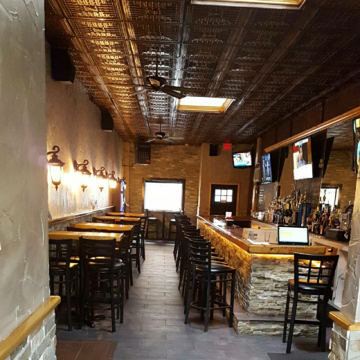Tavern 32 in Bronxville City, New York, United States - #1 Photo of Point of interest, Establishment, Bar