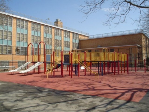 Junior High School 194 William Carr in Whitestone City, New York, United States - #1 Photo of Point of interest, Establishment, School